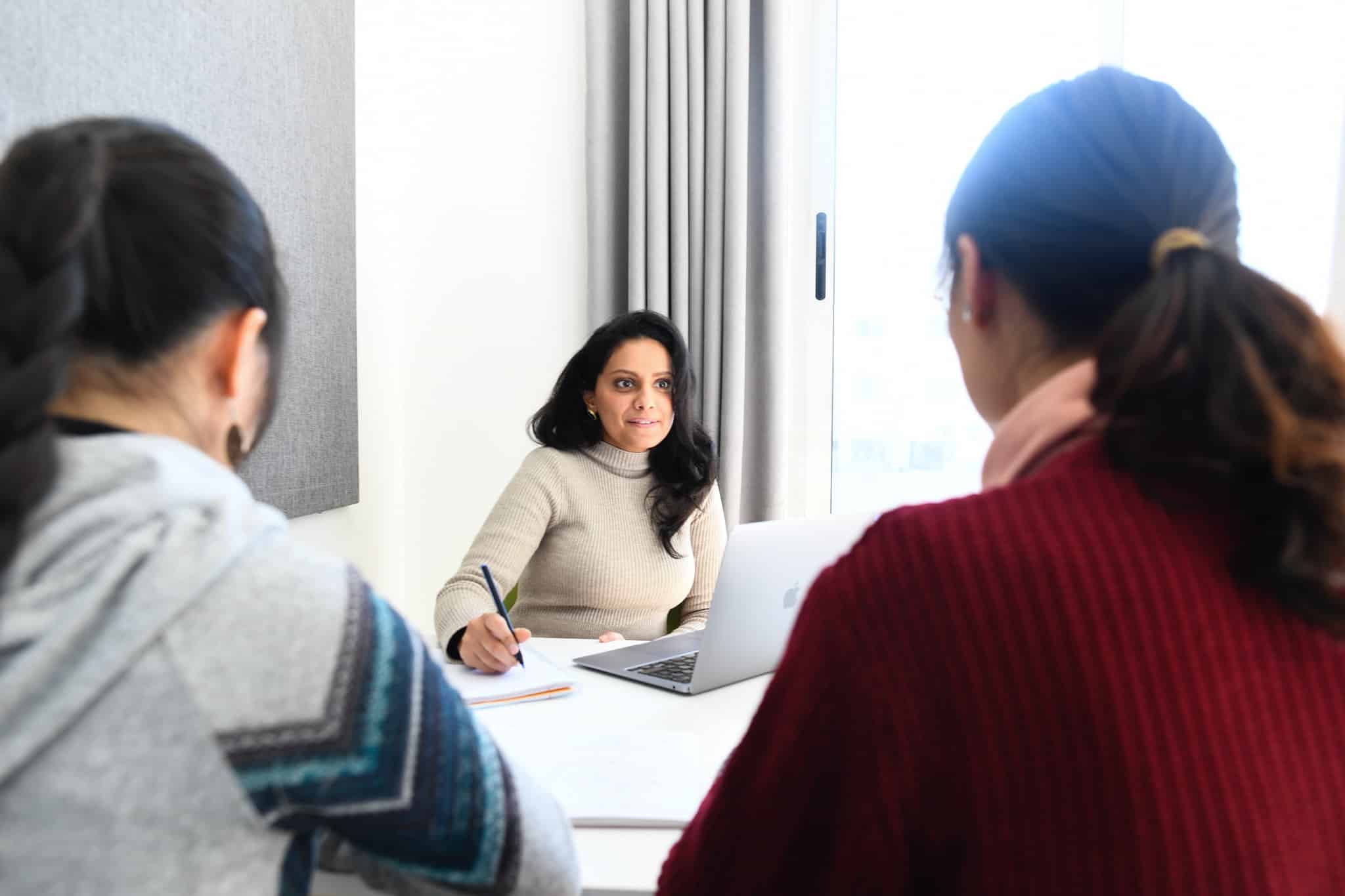 Refer a friend to Shababeek to Learn Spoken Arabic with us